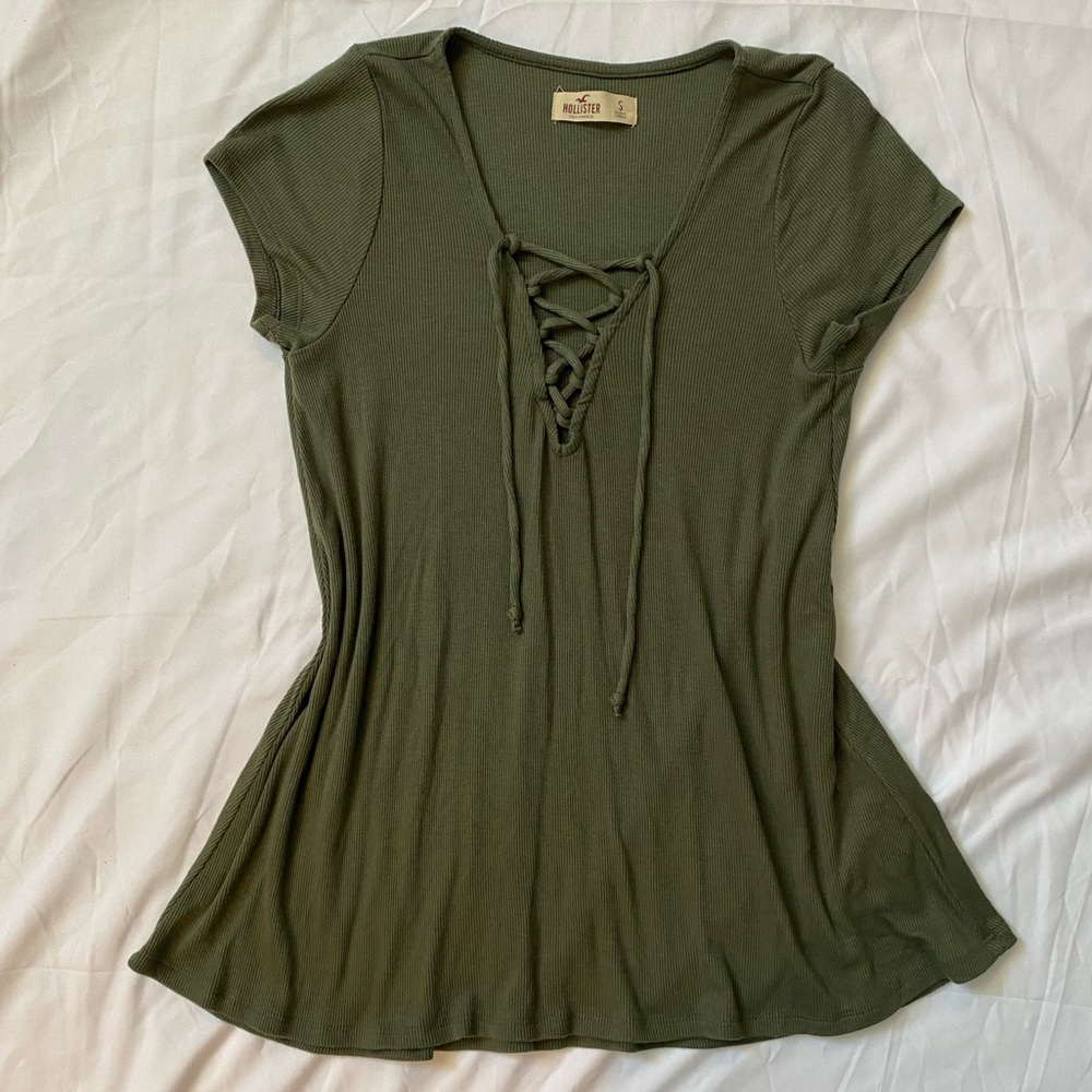 Olive Green Chic Babydoll Lace-Up Top - Picture 2 of 7